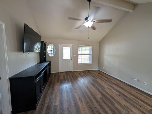 10711 Royal Forest Drive, Conroe, TX 77303
