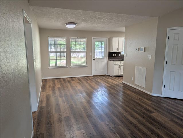 10711 Royal Forest Drive, Conroe, TX 77303