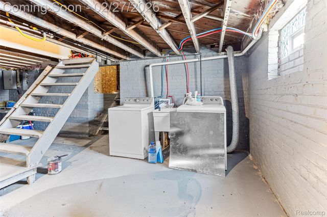 9365 Quincy Street, Detroit, MI 48204