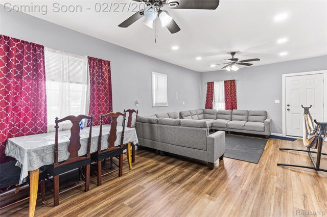 9365 Quincy Street, Detroit, MI 48204