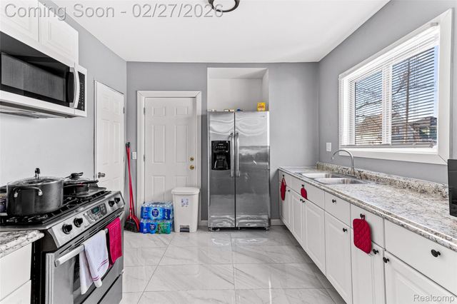 9365 Quincy Street, Detroit, MI 48204