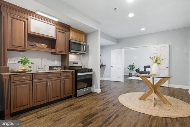 14388 WATERFORD WOODS CT, Leesburg, VA 20176