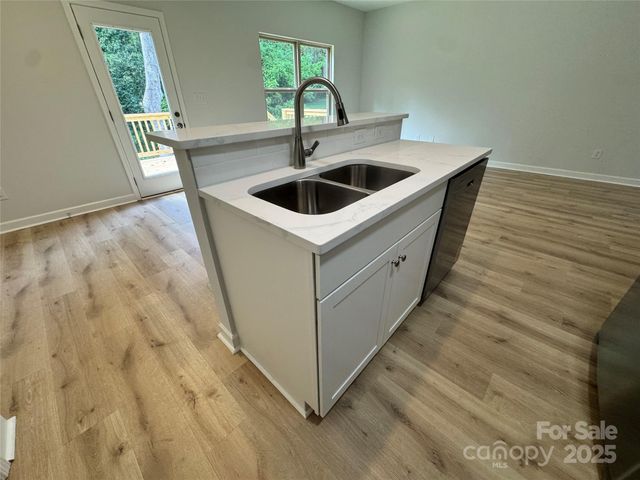 120 S Elm Street, Lowell, NC 28098