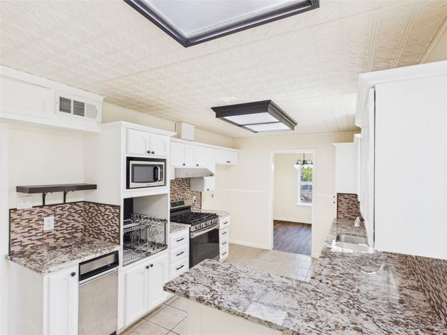2603 Summit Drive, Irving, TX 75062