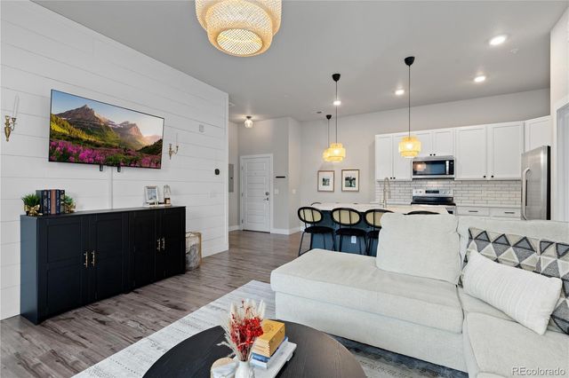 15345 W 64th Lane 103, Arvada, CO 80007