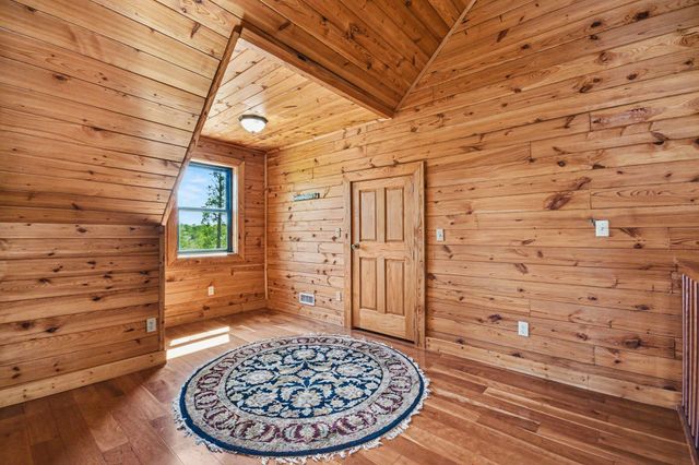 70 Twin Creek Loop, Jamestown, KY 42629