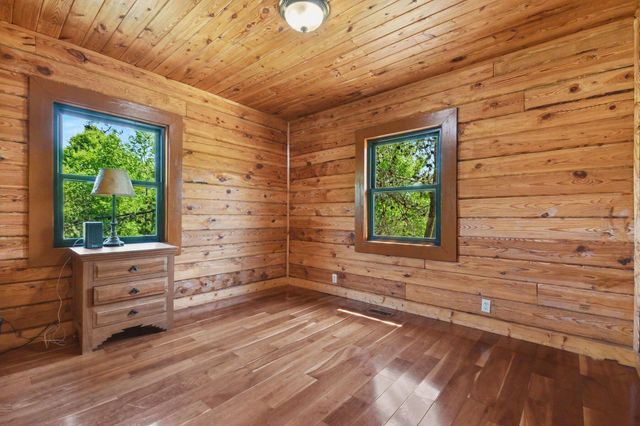 70 Twin Creek Loop, Jamestown, KY 42629