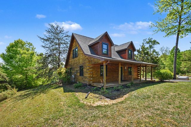 70 Twin Creek Loop, Jamestown, KY 42629