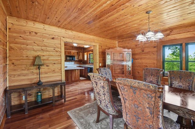 70 Twin Creek Loop, Jamestown, KY 42629