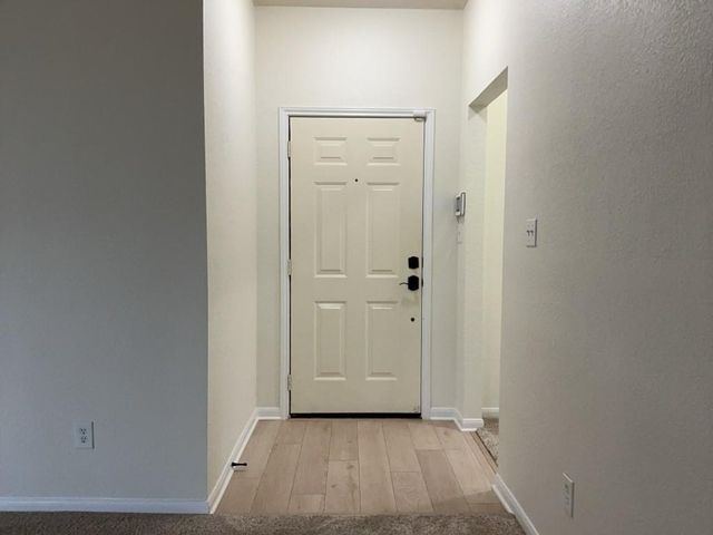 203 Kates WAY, Hutto, TX 78634