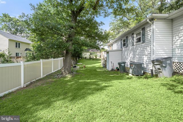 7116 NEUMAN ST, Springfield, VA 22150