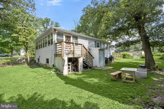 7116 NEUMAN ST, Springfield, VA 22150