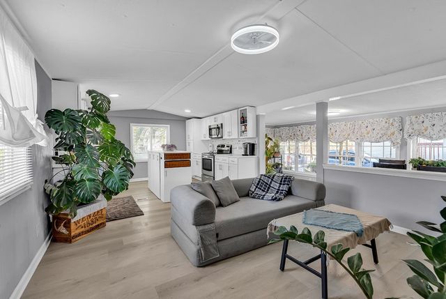 170 Braddock Ct., Murrells Inlet, SC 29576