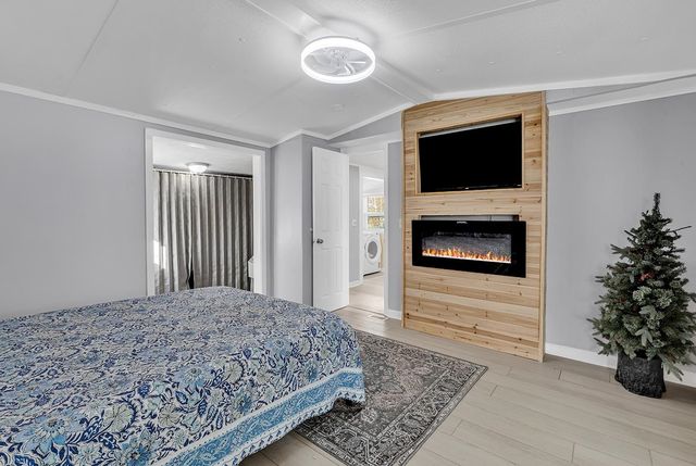 170 Braddock Ct., Murrells Inlet, SC 29576