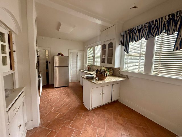 206 Park Pl, Pine Bluff, AR 71601