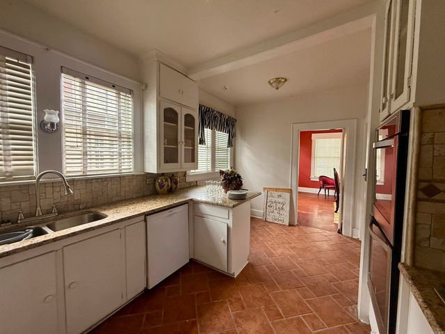 206 Park Pl, Pine Bluff, AR 71601