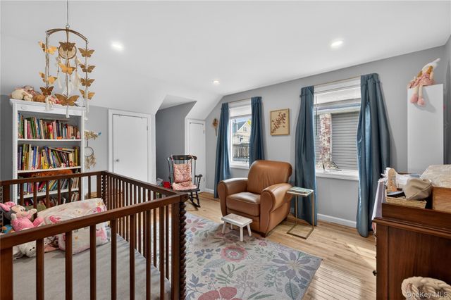 13 Wansor Avenue, Bayville, NY 11709