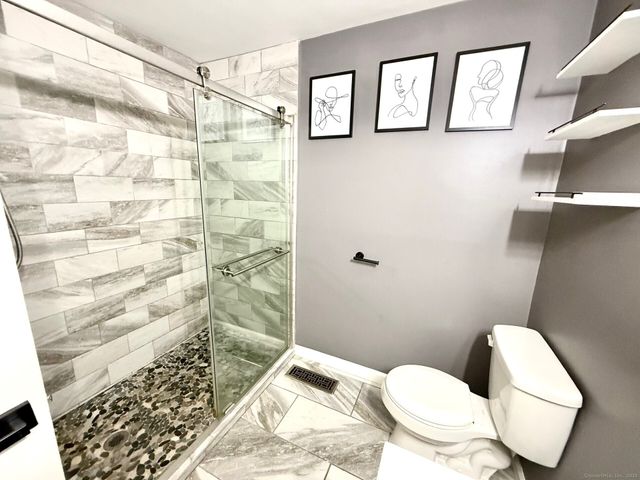 290 Brittany Farms Road APT B, New Britain, CT 06053