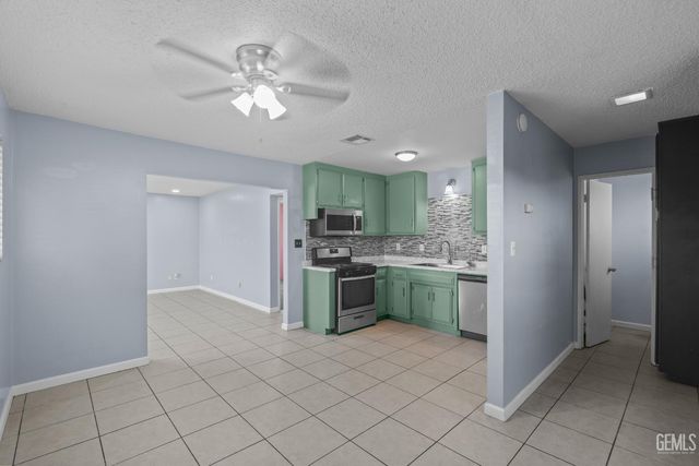 1316 El Tejon Avenue, Bakersfield, CA 93308