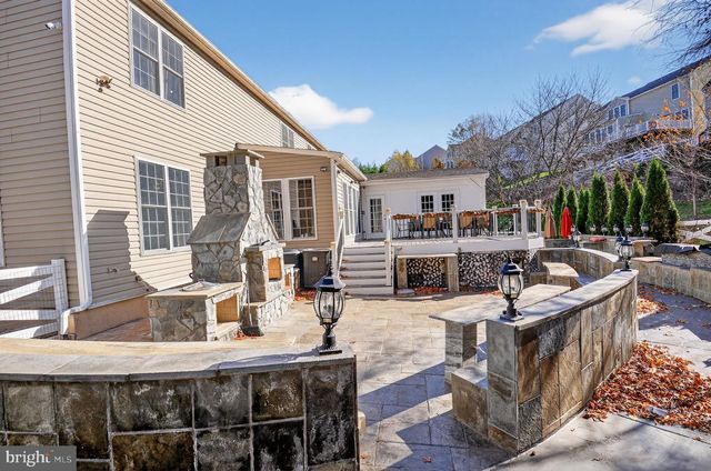 8099 PAPER BIRCH DR, Lorton, VA 22079