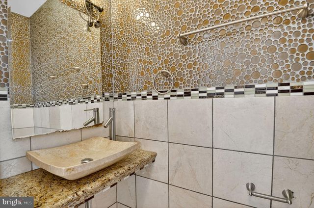 8099 PAPER BIRCH DR, Lorton, VA 22079