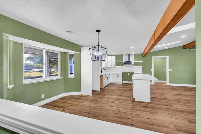 15912 Idaho Avenue, Lemoore, CA 93245