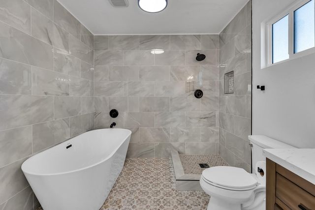 15912 Idaho Avenue, Lemoore, CA 93245