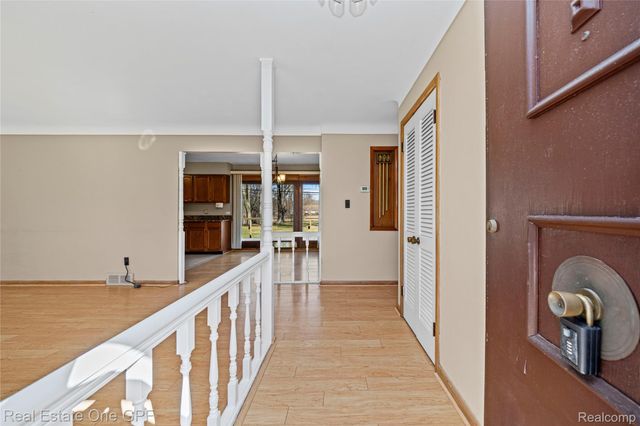 24840 E Taft Road, Novi, MI 48375