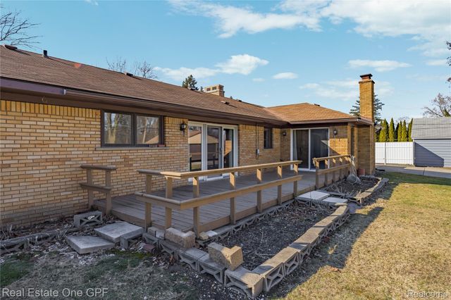 24840 E Taft Road, Novi, MI 48375