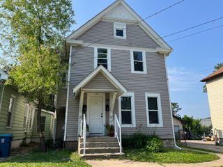 761 E NEW YORK Street 2, Aurora, IL 60505