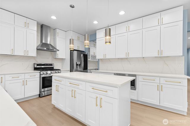 21927 45th Ave SE, Bothell, WA 98021