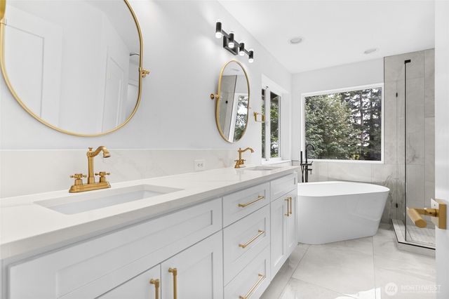 21927 45th Ave SE, Bothell, WA 98021