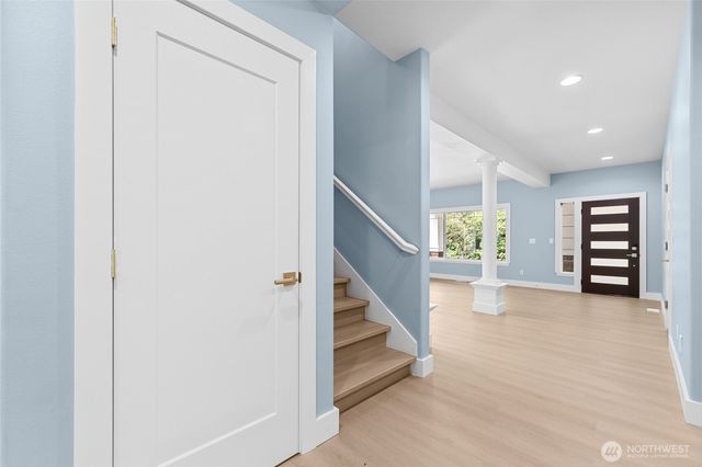 21927 45th Ave SE, Bothell, WA 98021
