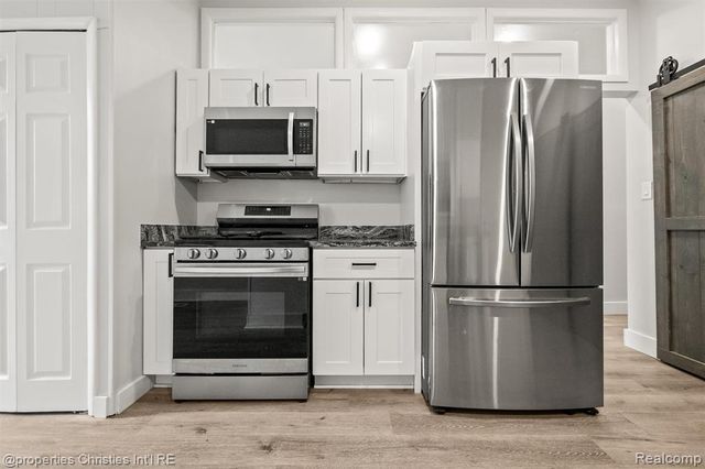 29464 Fairfax Street, Southfield, MI 48076