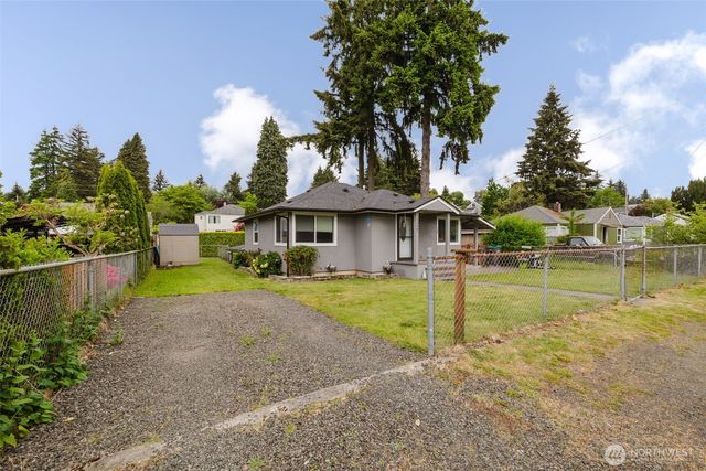 1125 S National Avenue, Bremerton, WA 98312