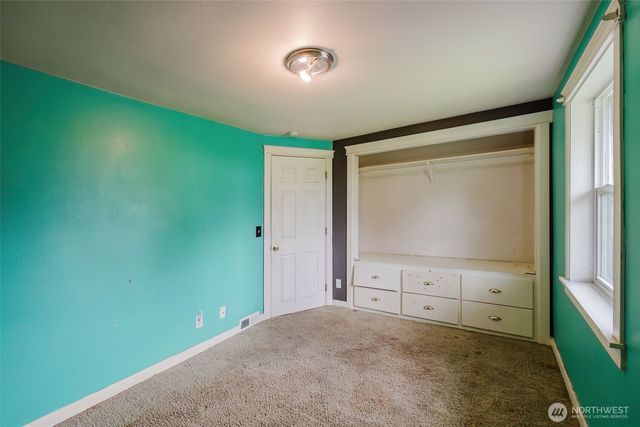 1125 S National Avenue, Bremerton, WA 98312