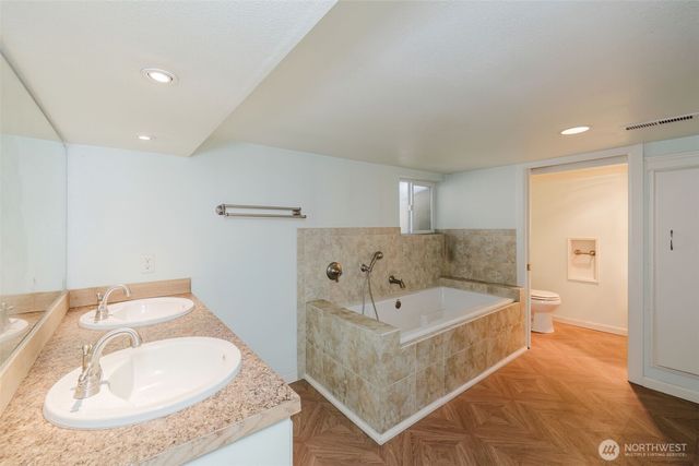1125 S National Avenue, Bremerton, WA 98312