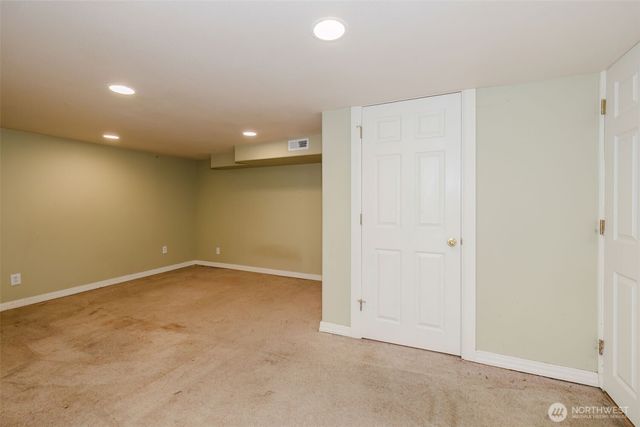 1125 S National Avenue, Bremerton, WA 98312