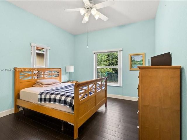 12343 NW 19th St, Plantation, FL 33323