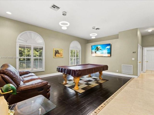 12343 NW 19th St, Plantation, FL 33323