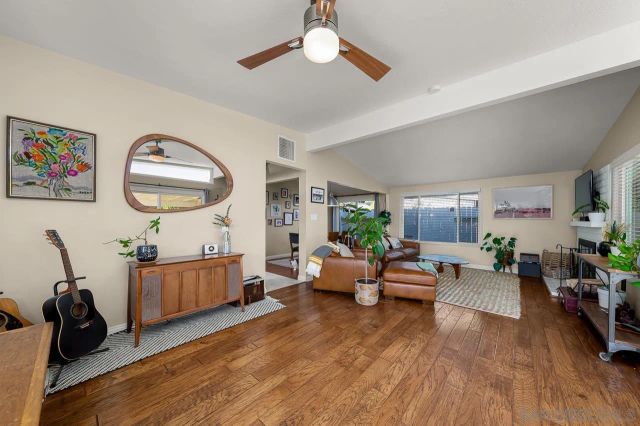 6209 Amber Lake Ave, San Diego, CA 92119