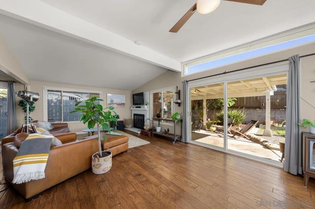 6209 Amber Lake Ave, San Diego, CA 92119