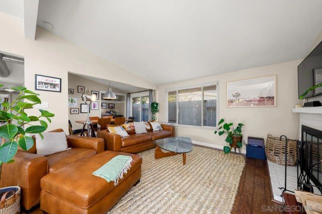 6209 Amber Lake Ave, San Diego, CA 92119