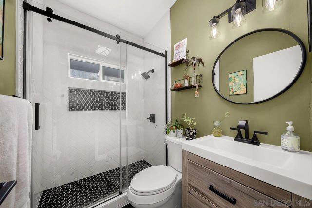 6209 Amber Lake Ave, San Diego, CA 92119