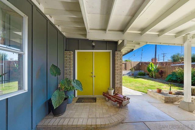 6209 Amber Lake Ave, San Diego, CA 92119