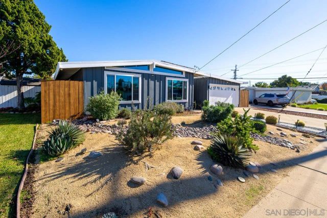 6209 Amber Lake Ave, San Diego, CA 92119