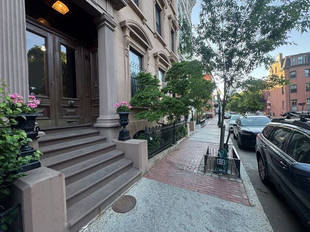 42 W Newton St 3B, Boston, MA 02118