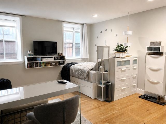 42 W Newton St 3B, Boston, MA 02118