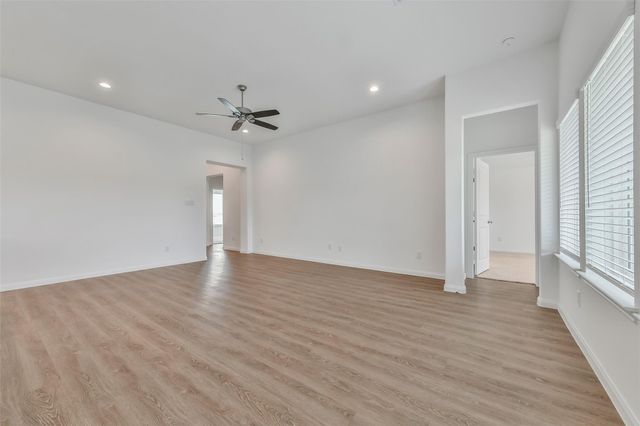 3015 King Oaks Street, Baytown, TX 77251
