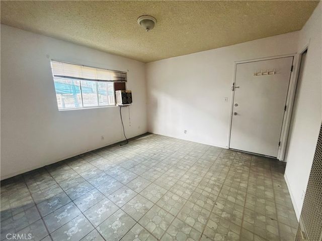 980 Yale, Los Angeles, CA 90012